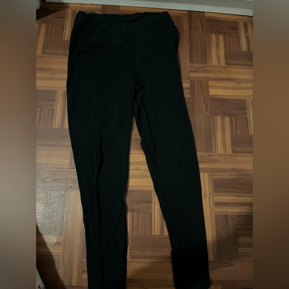 black crossover leggings